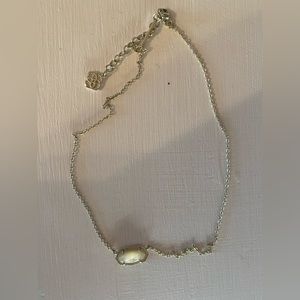 Kendra Scott mother of pearl necklace